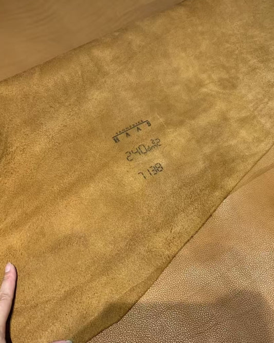 Barenia faubourg leather